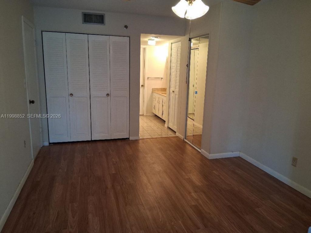 1100 St Charles Pl, Unit 213, Pembroke Pines, FL 33026 Photo