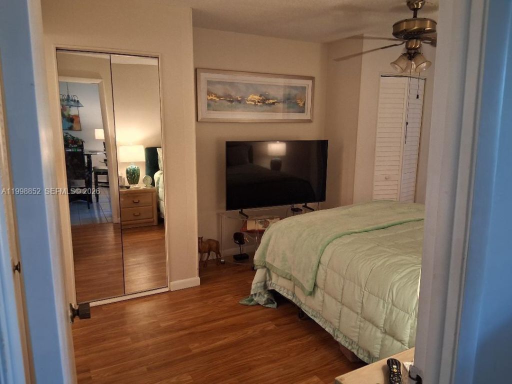 1100 St Charles Pl, Unit 213, Pembroke Pines, FL 33026 Photo