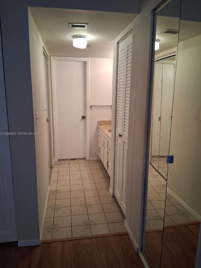 1100 St Charles Pl, Unit 213, Pembroke Pines, FL 33026 Photo