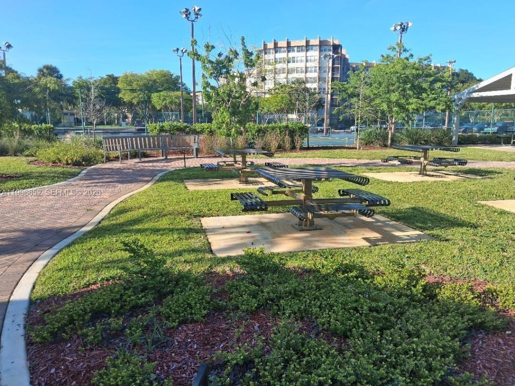 1100 St Charles Pl, Unit 213, Pembroke Pines, FL 33026 Photo