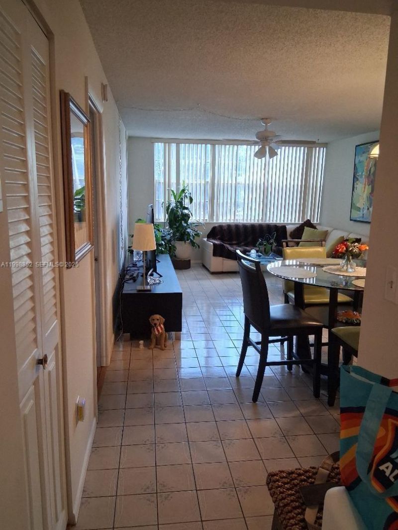 1100 St Charles Pl, Unit 213, Pembroke Pines, FL 33026 Photo