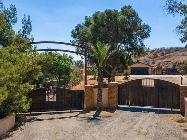 11455 Pigeon Pass, Moreno Valley, CA 92557