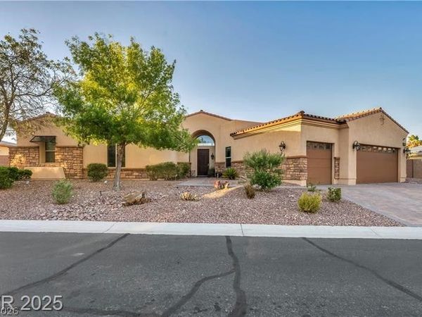 7670 Frittata Avenue , Las Vegas, NV 89113