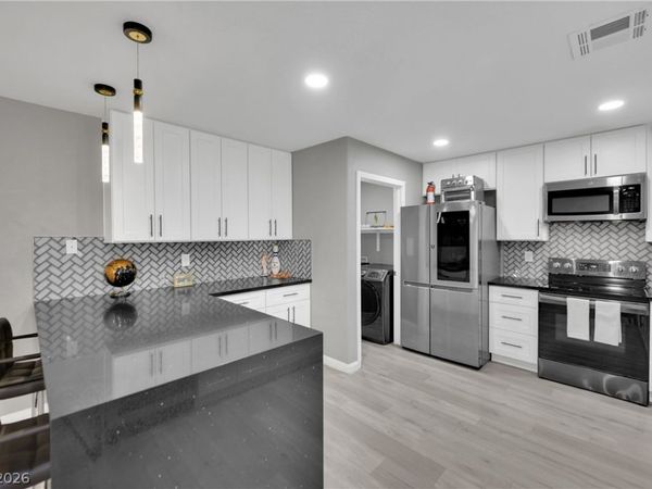 3613 Shawn Reynolds Court , Unit 103, Las Vegas, NV 89129