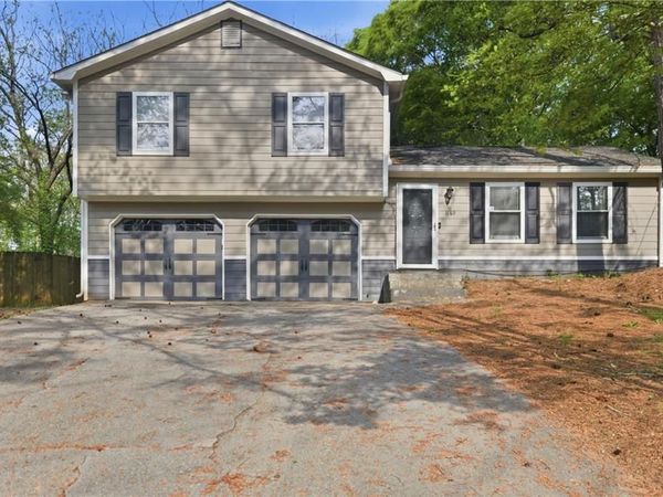 1169 Dustin Court, Stone Mountain, GA 30088