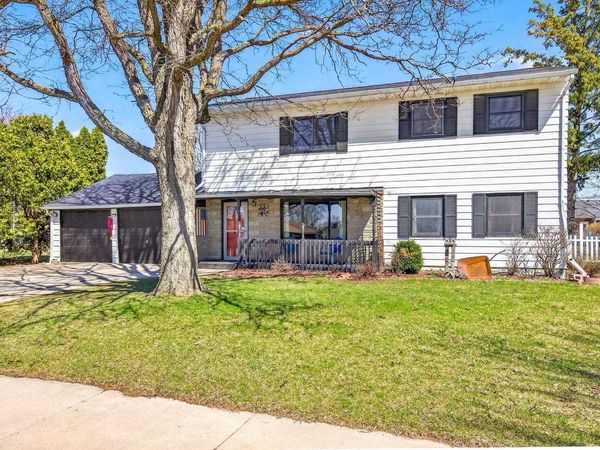 712 CHESTNUT STREET, Neenah, WI 54956