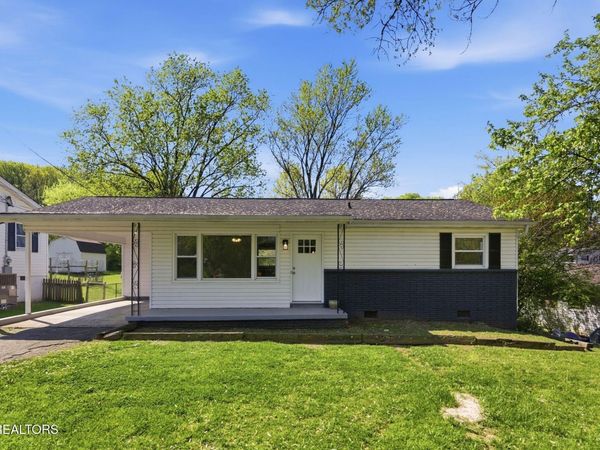 2210 W Gilbert Lane, Knoxville, TN 37920