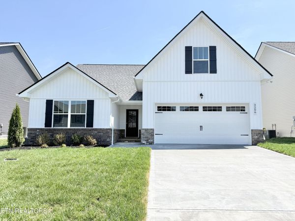 3206 Song Sparrow Drive, Maryville, TN 37803