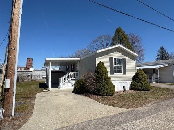 300 East Washington Street, Unit 10E, North Attleboro, MA 02760