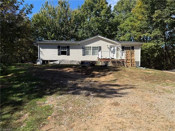 110 Painted Fox Trail , Mount Airy, NC 27030
