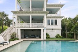 517 Carolina Boulevard photo 4