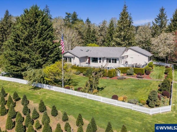 855 Perrydale Rd, Dallas, OR 97338