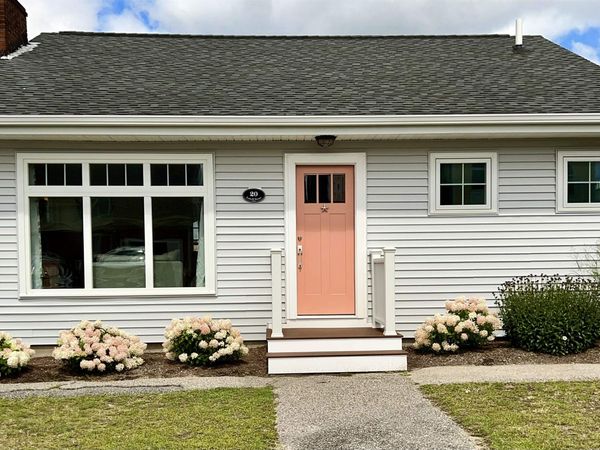 20 Lowell Street, Seabrook, NH 03874