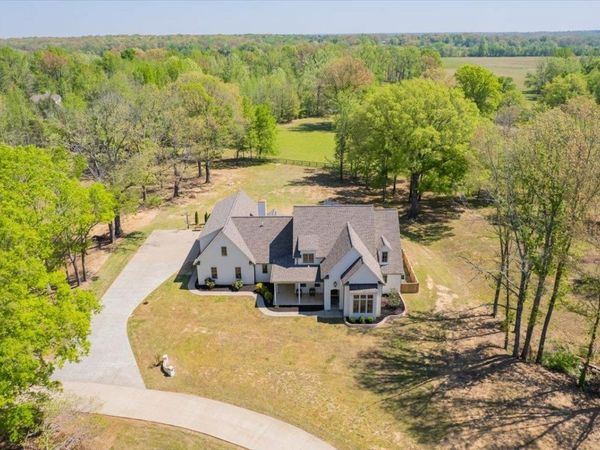 3590 JENKINS DR, Rossville, TN 38066