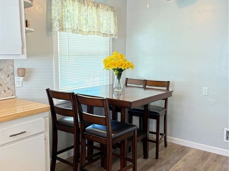 5271 W 49th Street, Parma, OH 44134 Photo 9