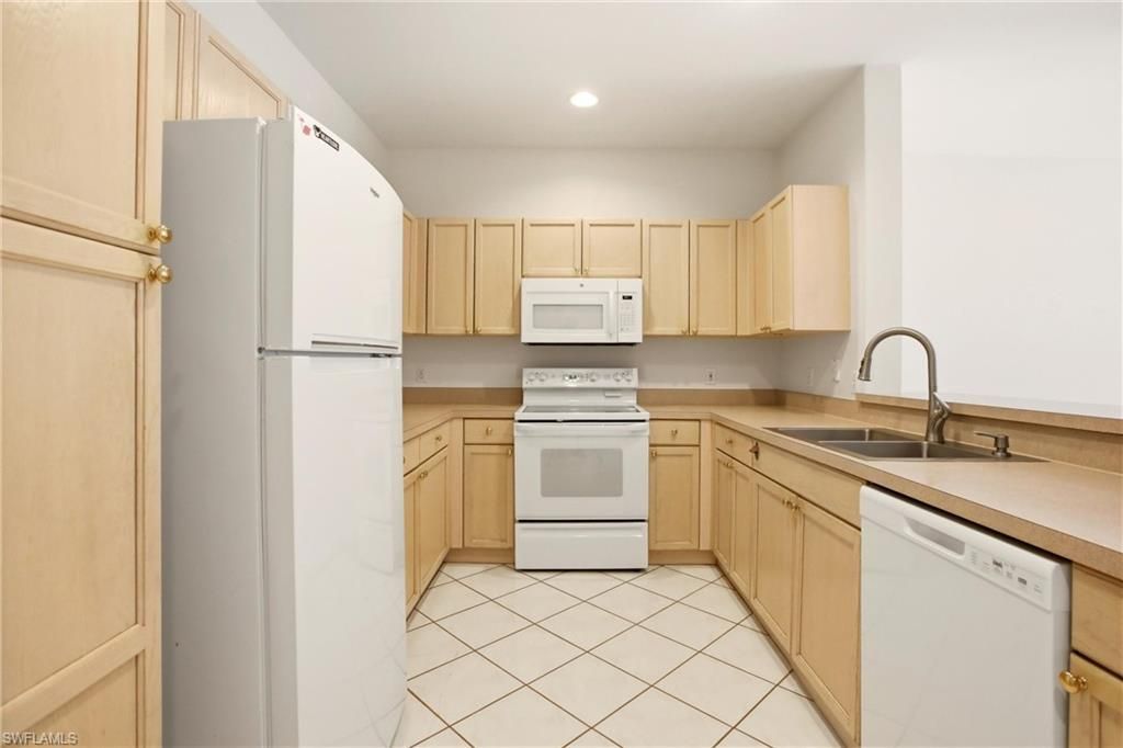 3431 Pointe Creek Ct, Unit 102, Bonita Springs, FL 34134 Photo