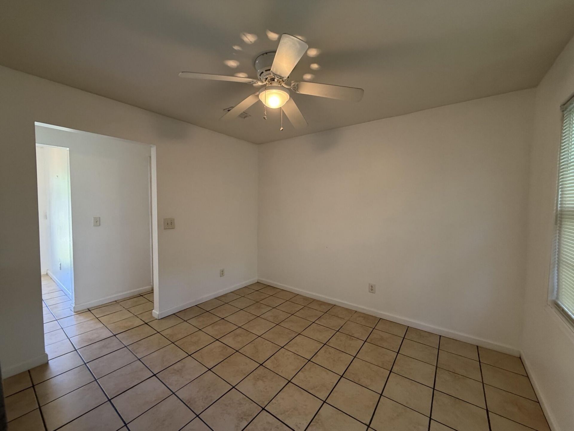 124 Miley Avenue Photo 7