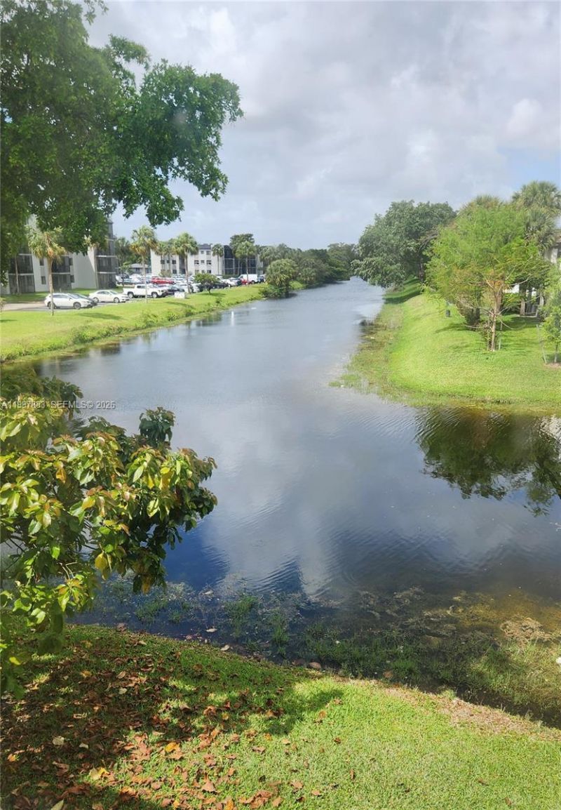 3811 NW 84th Ave, Unit 2B, Sunrise, FL 33351 Photo