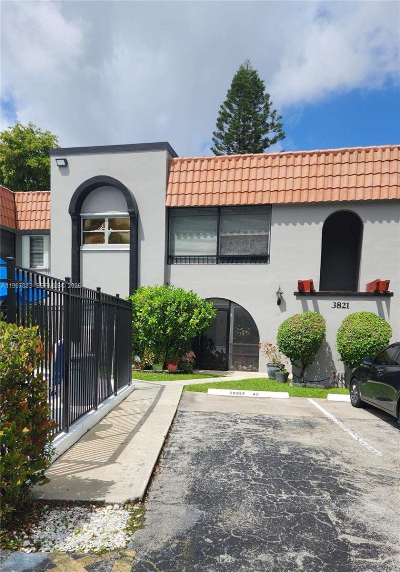 3811 NW 84th Ave, Unit 2B, Sunrise, FL 33351 Photo