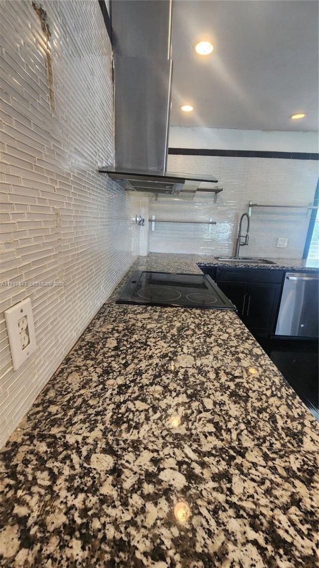 3811 NW 84th Ave, Unit 2B, Sunrise, FL 33351 Photo