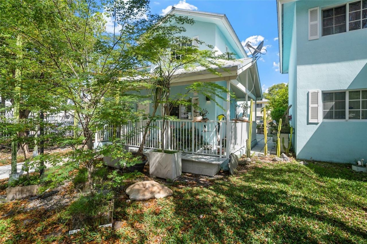 455 NW 19th Ln, Unit 17, Miami, FL 33136 Photo