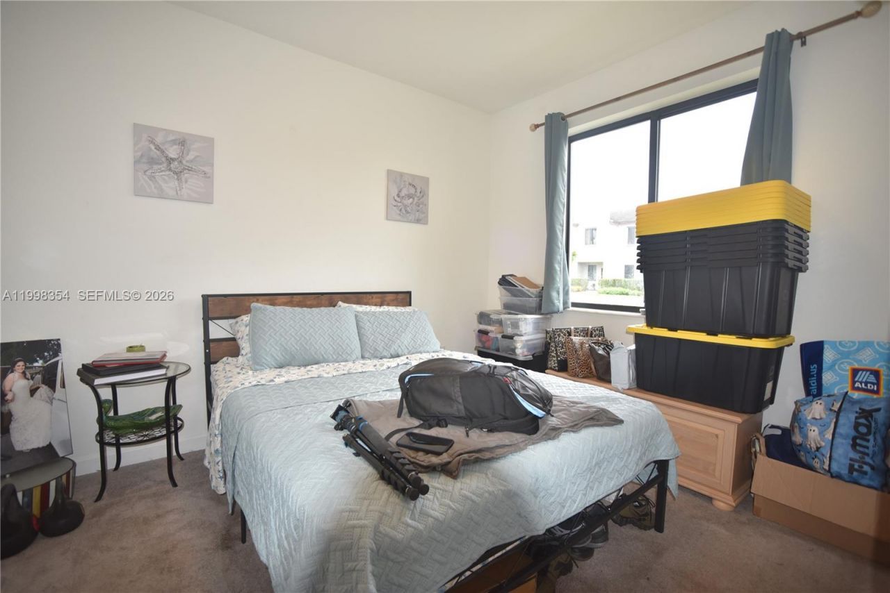 21404 NE 3rd Path, Miami, FL 33179 Photo