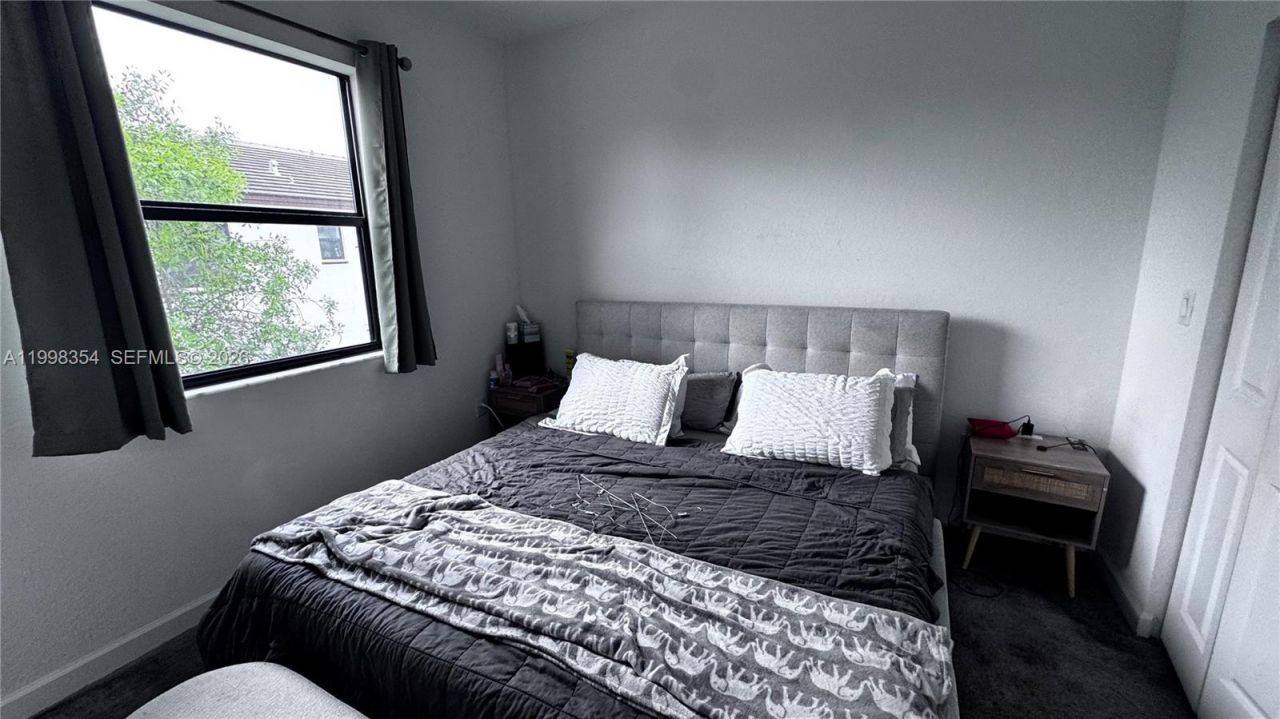 21404 NE 3rd Path, Miami, FL 33179 Photo