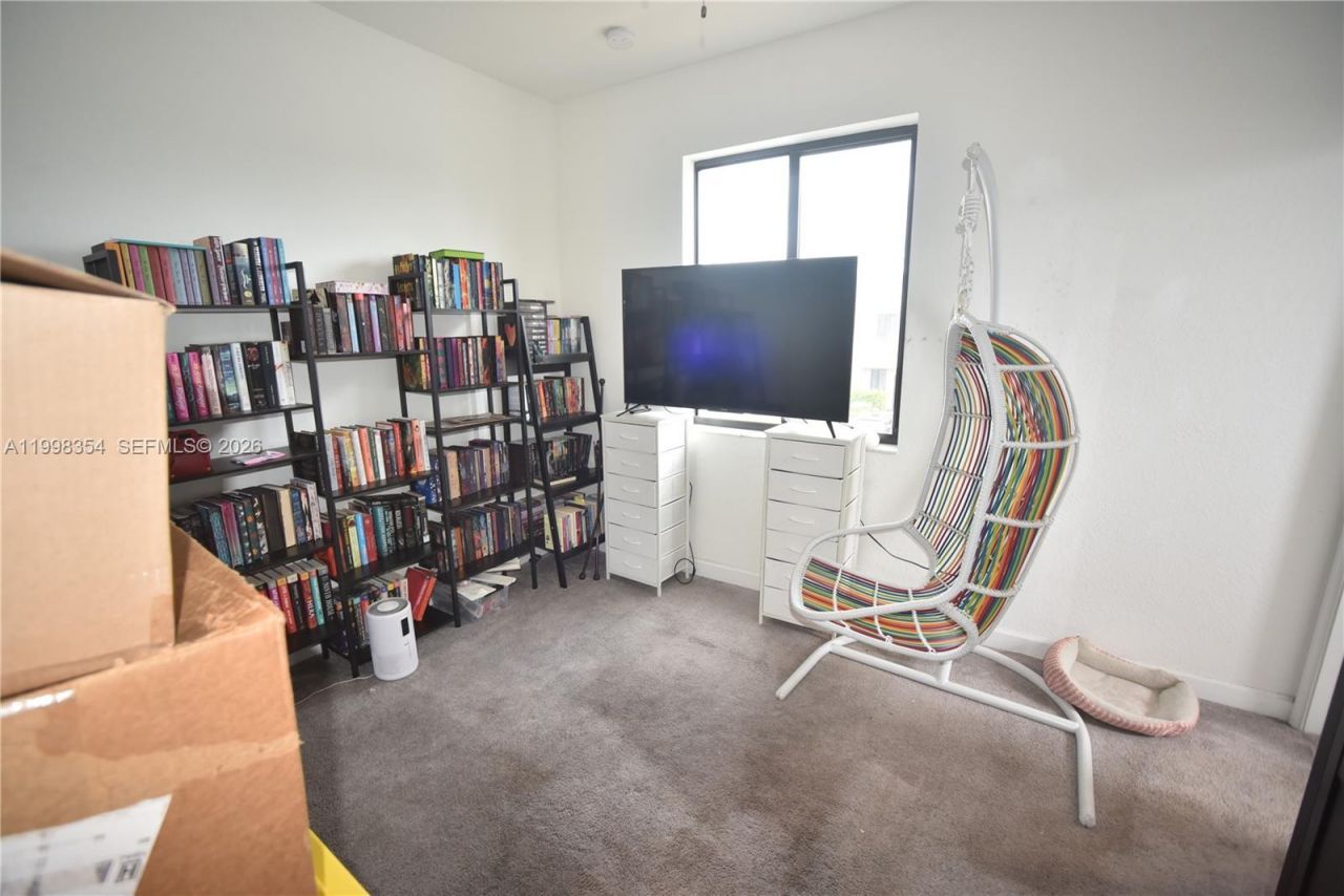 21404 NE 3rd Path, Miami, FL 33179 Photo