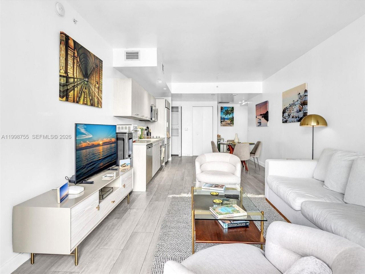 45 SW 9th St, Unit 3609, Miami, FL 33130 Photo