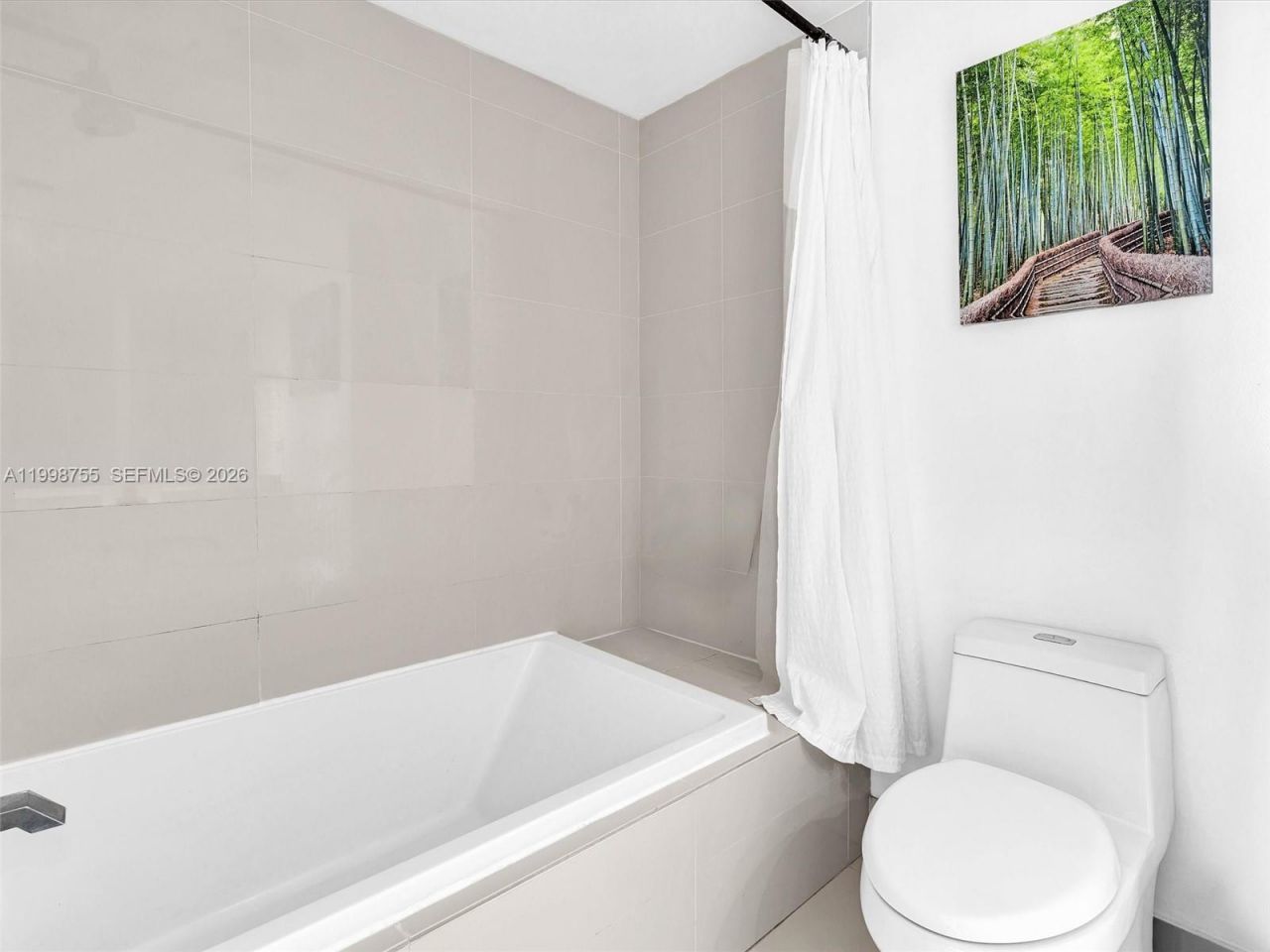 45 SW 9th St, Unit 3609, Miami, FL 33130 Photo