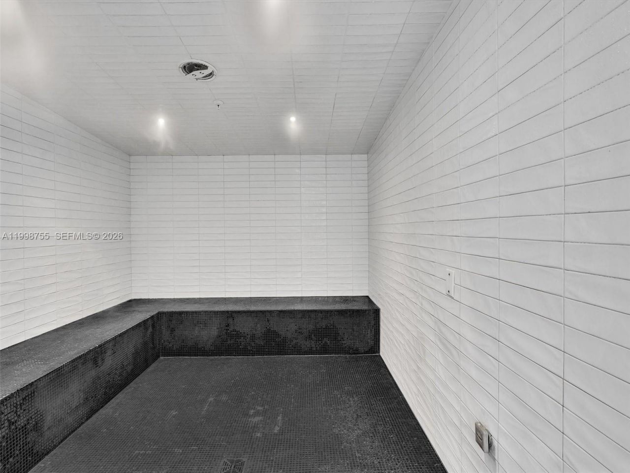 45 SW 9th St, Unit 3609, Miami, FL 33130 Photo