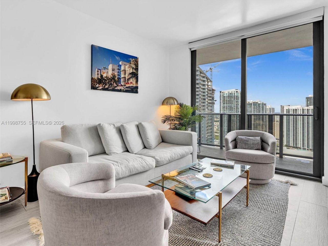 45 SW 9th St, Unit 3609, Miami, FL 33130 Photo