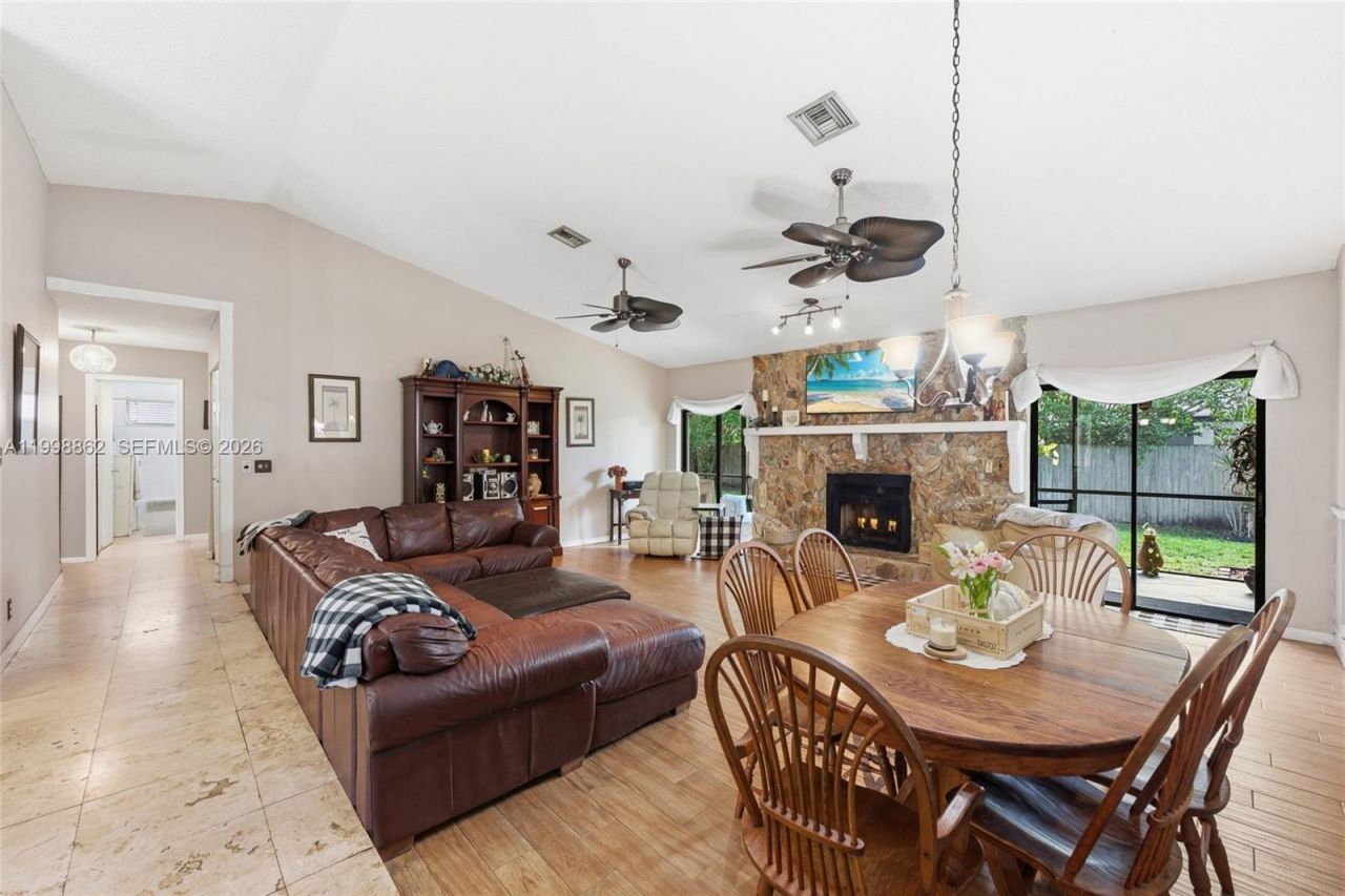 20823 Sugarloaf Ln, Boca Raton, FL 33428 Photo