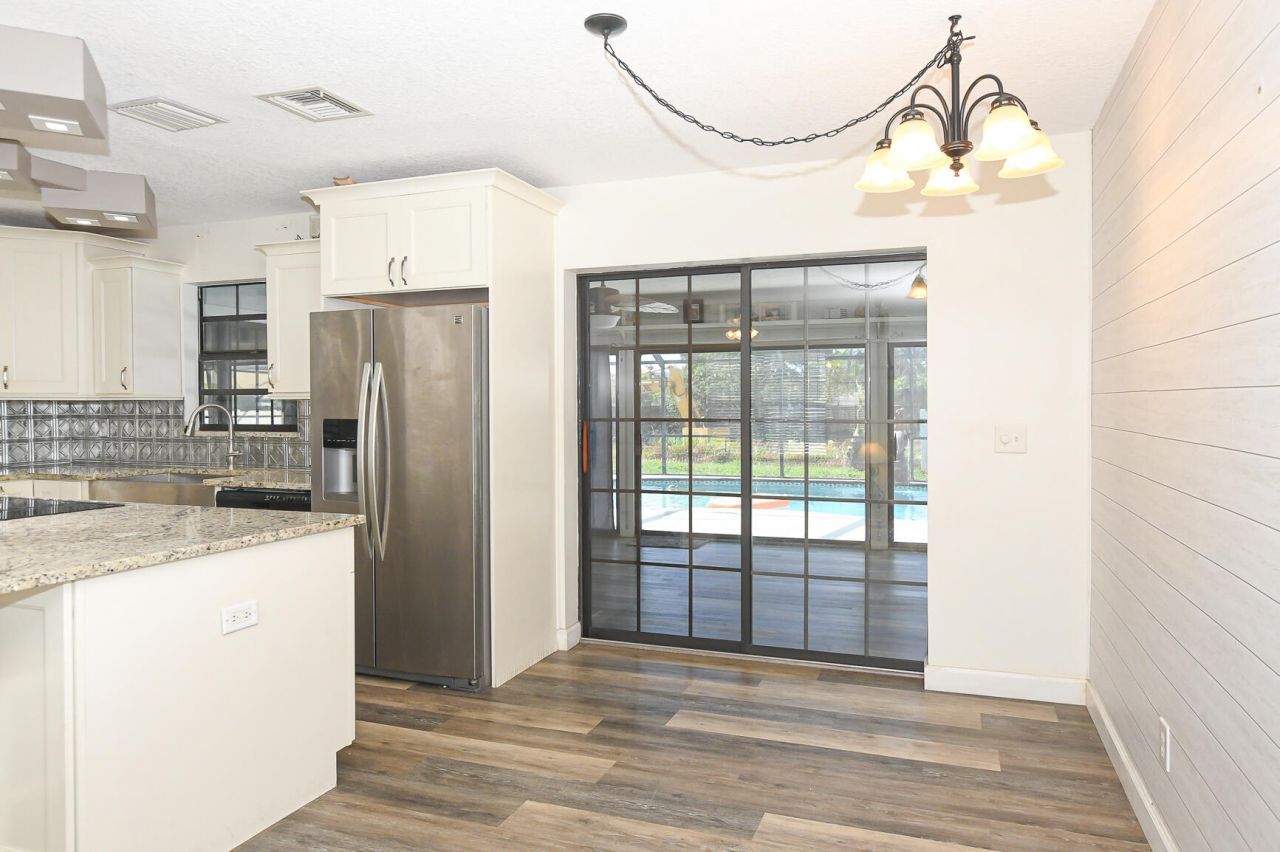 764 SE Evergreen Terrace, Port Saint Lucie, FL 34983 Photo