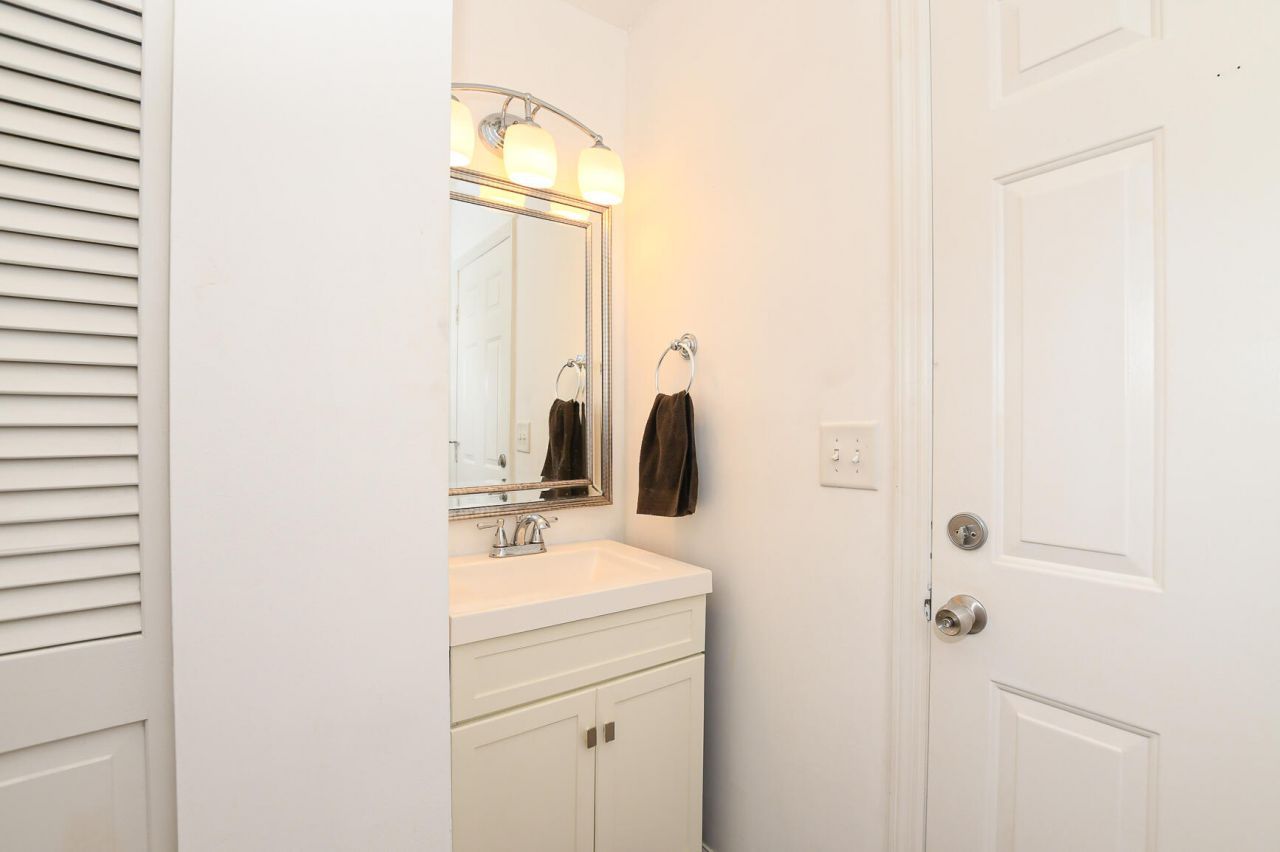 764 SE Evergreen Terrace, Port Saint Lucie, FL 34983 Photo