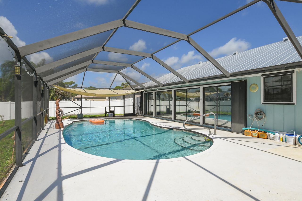 764 SE Evergreen Terrace, Port Saint Lucie, FL 34983 Photo