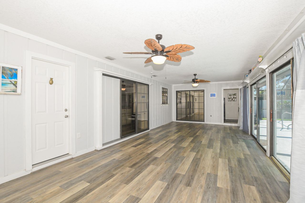 764 SE Evergreen Terrace, Port Saint Lucie, FL 34983 Photo