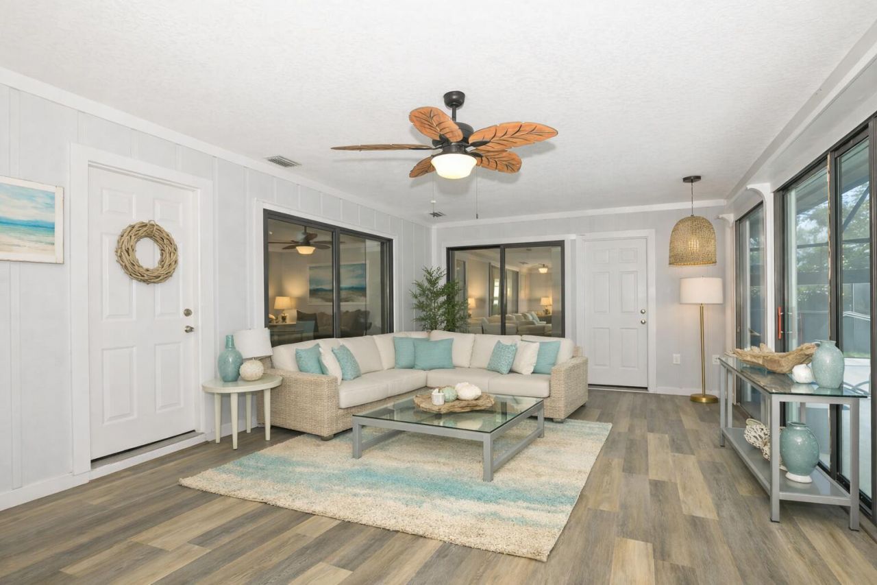 764 SE Evergreen Terrace, Port Saint Lucie, FL 34983 Photo