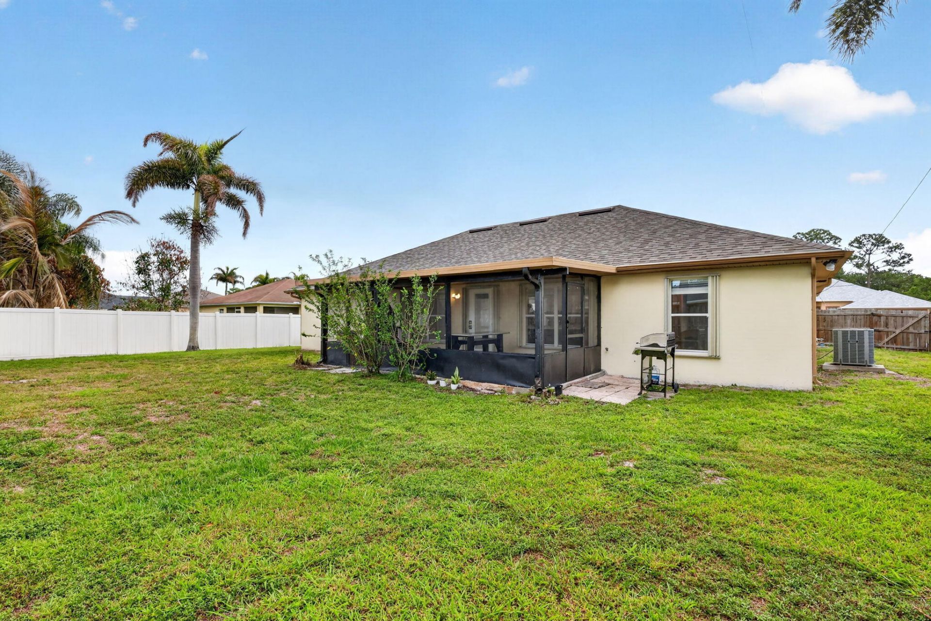 3660 SW Bonwold Street, Port Saint Lucie, FL 34953 Photo