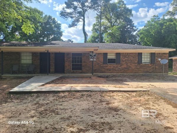 2209 Wolf Ridge Road, Unit B, Mobile, AL 36618