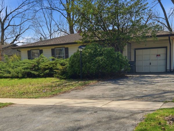 30W125 Claymore Lane , Naperville, IL 60563