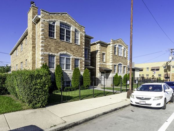 6140 W Gunnison Street, Unit 3, Chicago, IL 60630