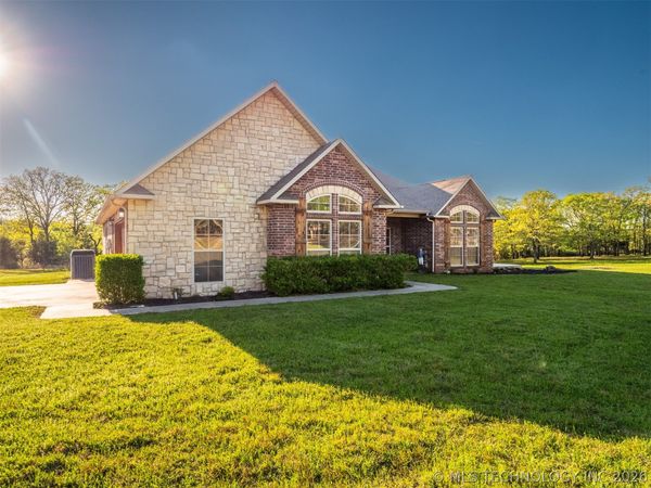 6008 Walnut Trail N, McAlester, OK 74501