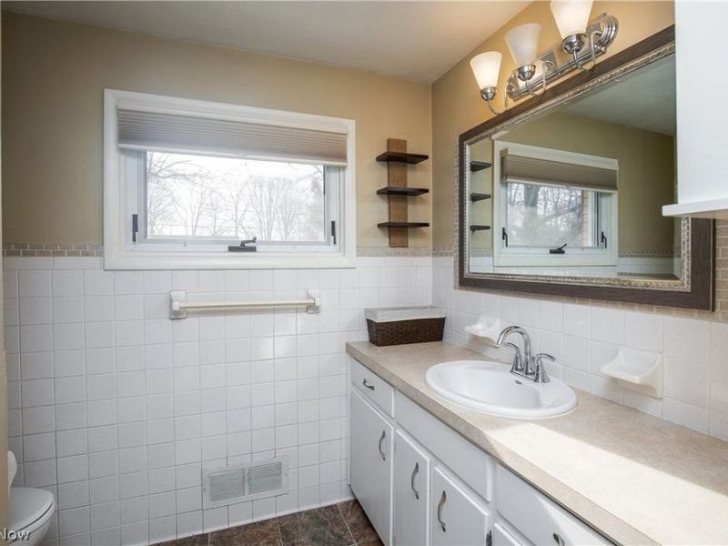 1006 Marquardt Avenue NW, North Canton, OH 44720 Photo 16