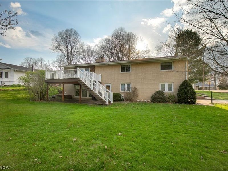 1006 Marquardt Avenue NW, North Canton, OH 44720 Photo 2