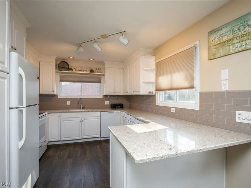 1006 Marquardt Avenue NW, North Canton, OH 44720 Photo 6