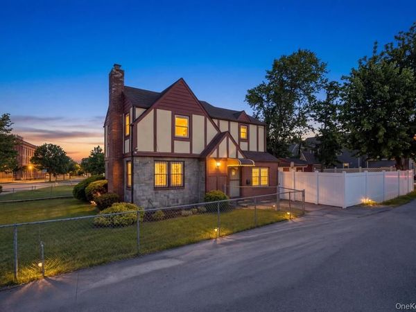 115 62 218th Street, Cambria Heights, NY 11411