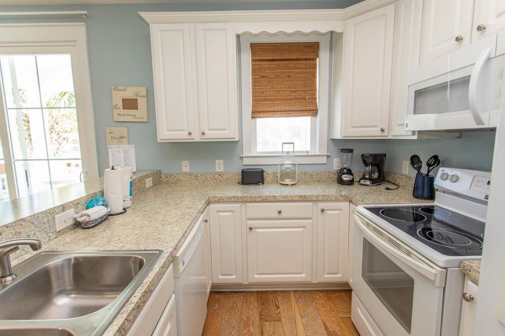 4921 Cinzia Ln. Photo 23