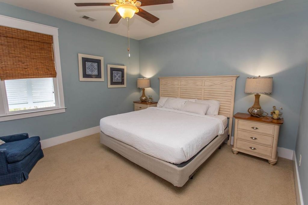 4921 Cinzia Ln. Photo 30