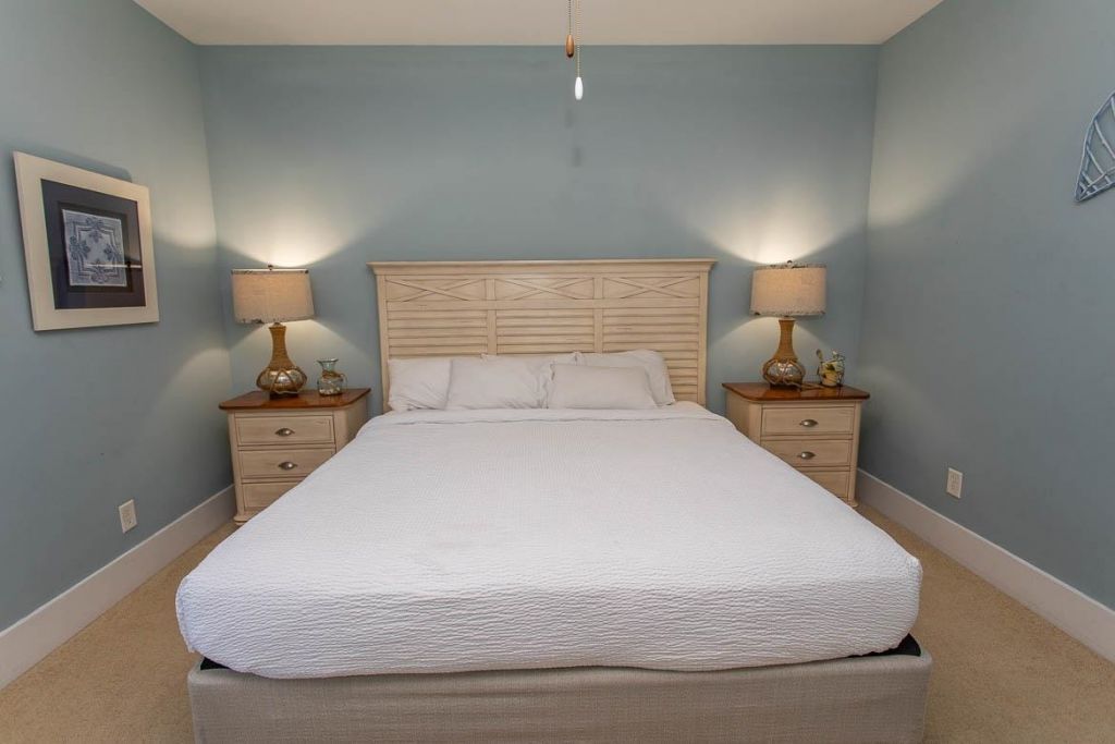 4921 Cinzia Ln. Photo 31